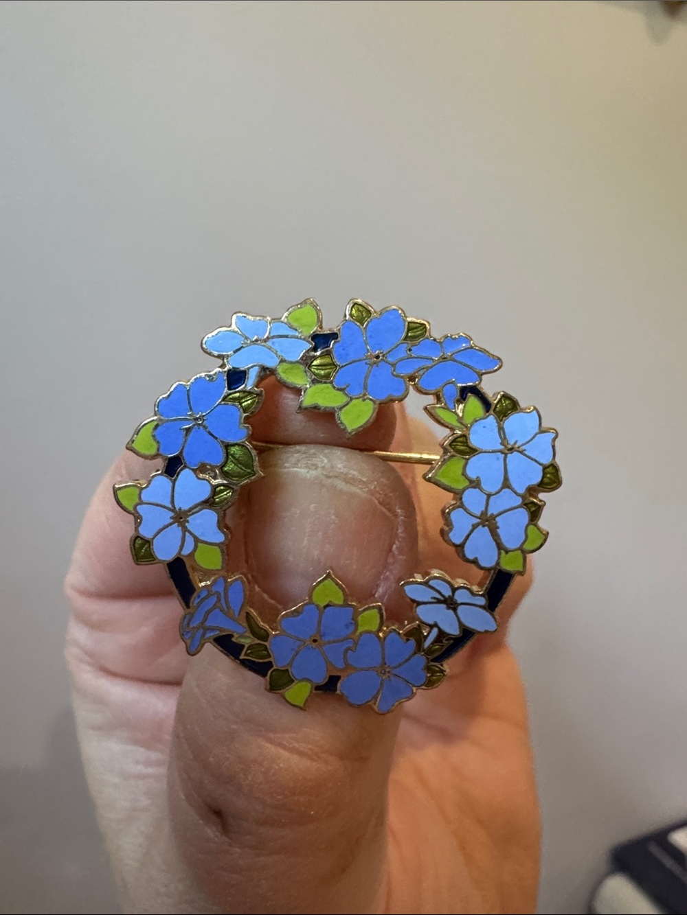 Vintage floral Enamel hallmark Wreath Brooch in Blue and Green